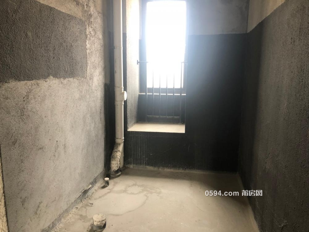 13500,買聯發君悅首府 高層，南北對拉3房，雙陽臺。莆田二中