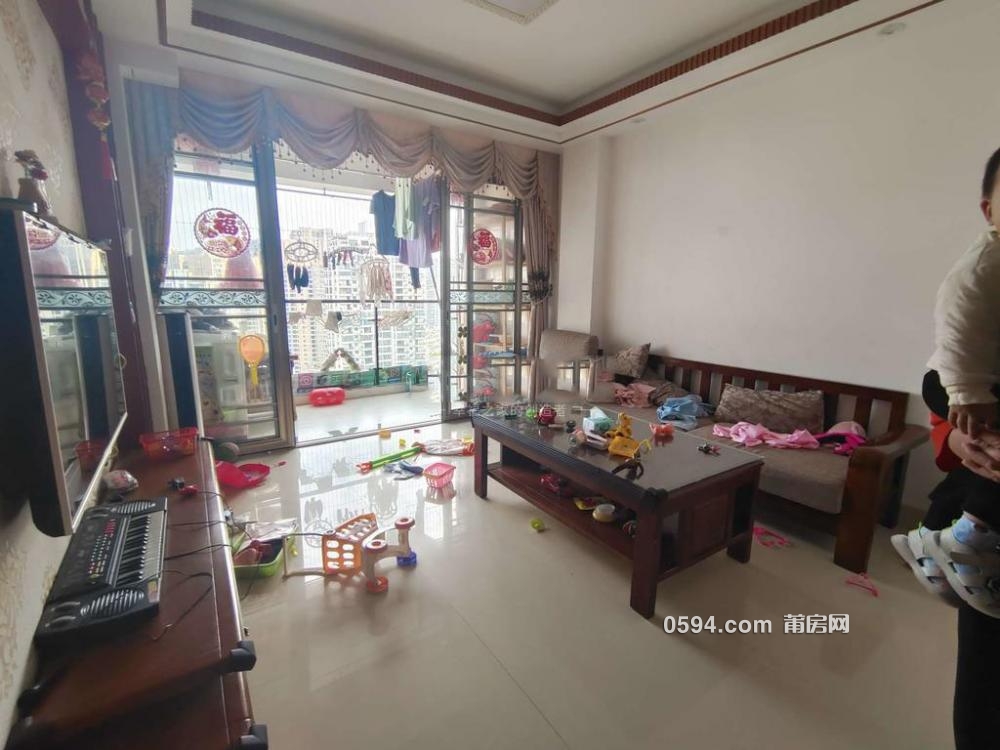 綬溪南大門首付20萬 名成佳園 兩房戶型好大廳帶陽臺高層