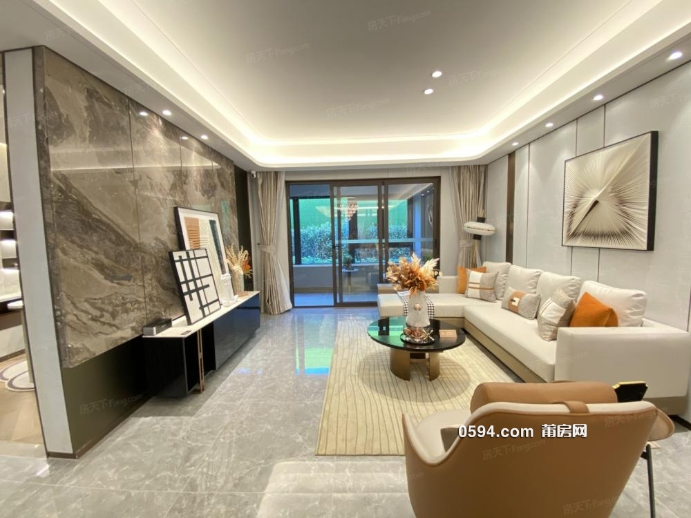 新房團購價 萬達旁海倫堡玖悅府 三房戶型好性價比高