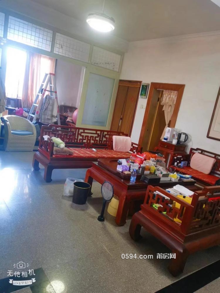 仙游政法大院法院集資房，南北通透，采光充分，室內布局