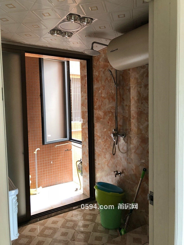 3房 3200元/月 高層 金域華府 家具家電齊全 安福電商城旁