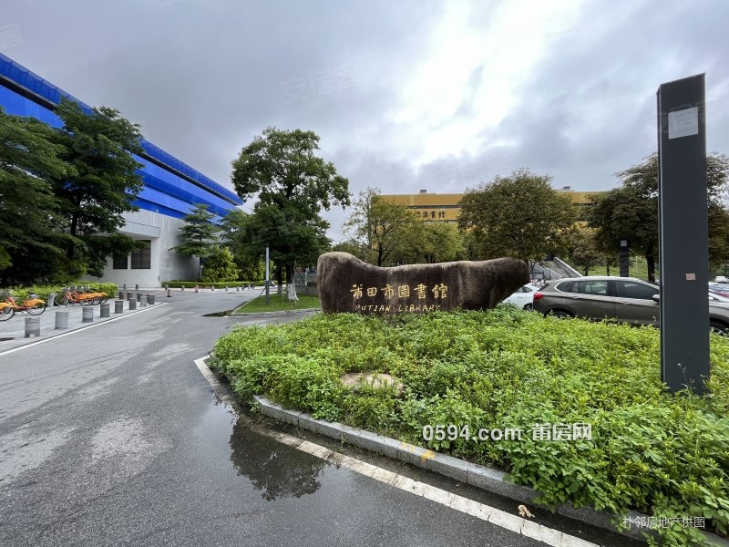 張鎮(zhèn) 陡門 建發(fā) 富力 正榮萬科城 湖景高層三房 南北通透