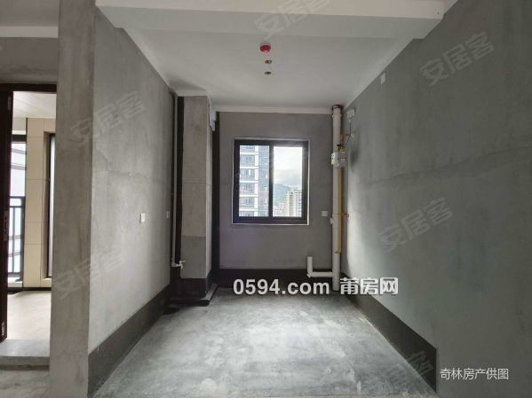 高層邊套三面光 建發(fā)高端品質(zhì) 毛坯自住裝修