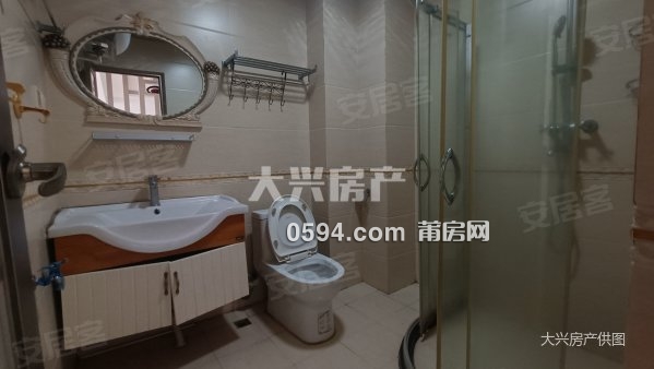 興安名城C區(qū) 中層南北通透 精裝修僅13000 看房隨時