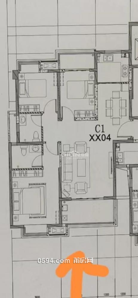 龍德井小區(qū)毛坯三房戶型好看房方便馬上出證