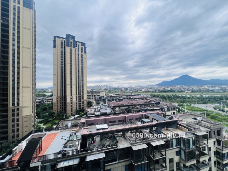 玉湖萬科一線木蘭溪景！中層118平豪華裝修大3房 南北通透