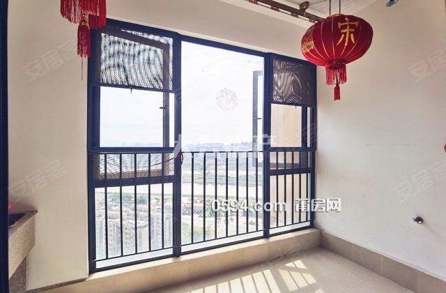 給價(jià)就賣(mài)！頭排溪景可談送10平入戶(hù)萬(wàn)科城一期正榮府富力