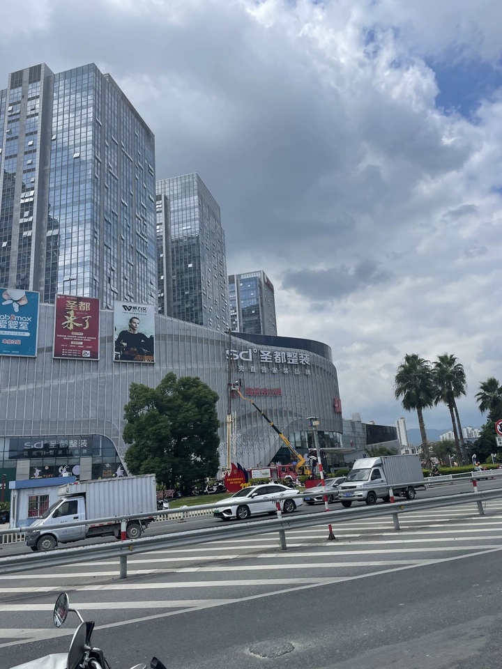 福建省莆田市荔城區(qū)鎮(zhèn)海街道荔園東路1688號正榮財富中心A區(qū)4號樓2010、2011室