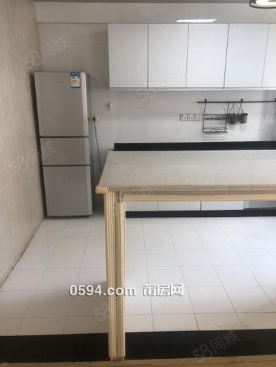 这套房子前门是中学后门是 都不要考虑其它方面。-莆田二手房 这套房子前门是中学后门是 都不要考虑其它方面。-莆田二手房