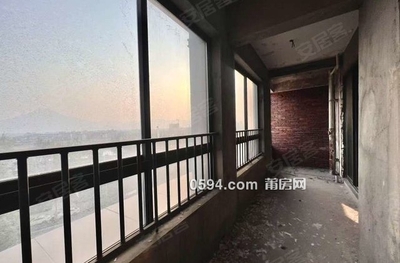 木兰溪头排溪景房 正荣财富中心 南北通透 毛坯大三房-莆田二手房 木兰溪头排溪景房 正荣财富中心 南北通透 毛坯大三房-莆田二手房