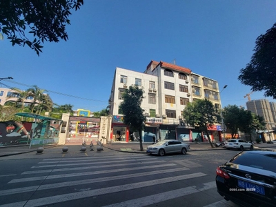 卓坡路建成酒店附近整棟帶店面 出讓地 兩證齊全 賣(mài)4479-莆田二手房