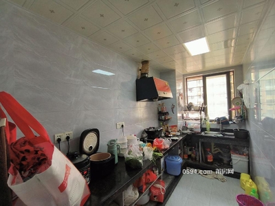 万达广场旁 幸福家园B区 3室2厅2卫-莆田二手房