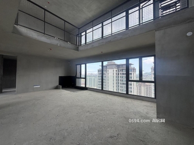 建发缦云顶层南北东楼中楼300平房东亏本80多万急卖随时看房-莆田二手房 建发缦云顶层南北东楼中楼300平房东亏本80多万急卖随时看房-莆田二手房
