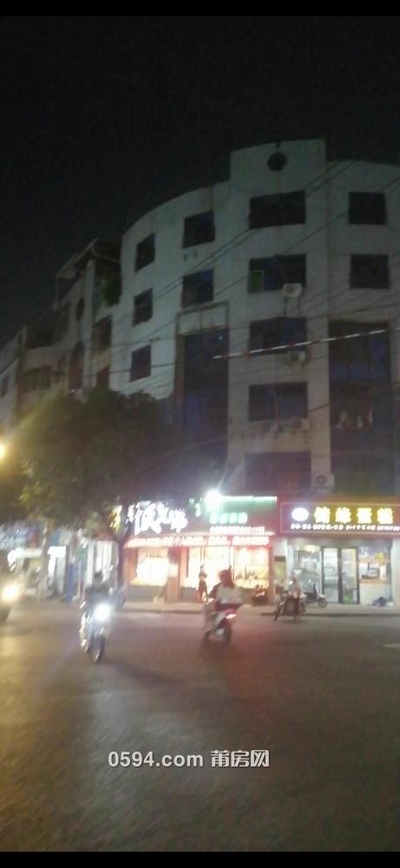 区府路整栋两个店面426平300万-莆田二手房 区府路整栋两个店面426平300万-莆田二手房