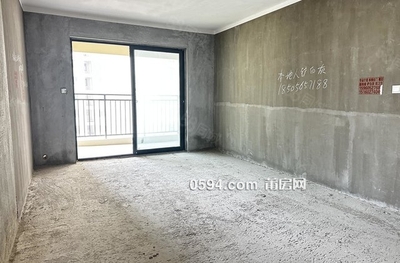 大唐广场 中山 南门 筱塘旁龙德井小区毛坯4房2厅南北通透-莆田二手房 大唐广场 中山 南门 筱塘旁龙德井小区毛坯4房2厅南北通透-莆田二手房