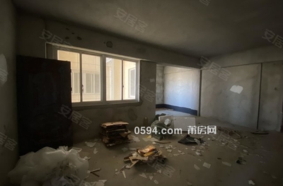 市中心体育场旁电梯高层 市进修 武夷云庭毛坯3房视野无-莆田二手房 市中心体育场旁电梯高层 市进修 武夷云庭毛坯3房视野无-莆田二手房