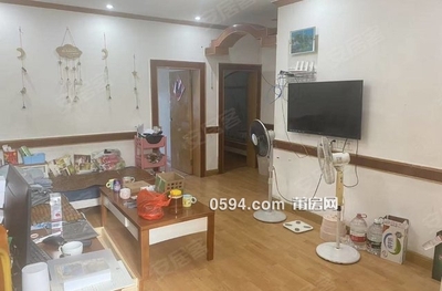 南门社区,两证齐全框架南门本校南北通透,三房两厅一卫-莆田二手房 南门社区,两证齐全框架南门本校南北通透,三房两厅一卫-莆田二手房