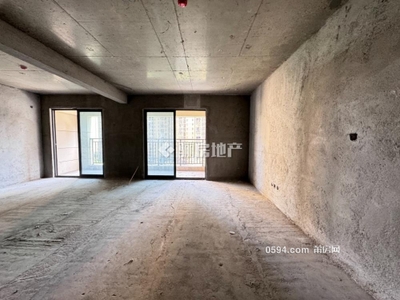 六一路 商业配套成熟 产权清晰 朝南 双卫生间 次新小区-莆田二手房 六一路 商业配套成熟 产权清晰 朝南 双卫生间 次新小区-莆田二手房