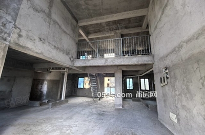 顶复楼中楼三个露台!市府和城天下旁凤达凤凰城 送套内5-莆田二手房 顶复楼中楼三个露台!市府和城天下旁凤达凤凰城 送套内5-莆田二手房