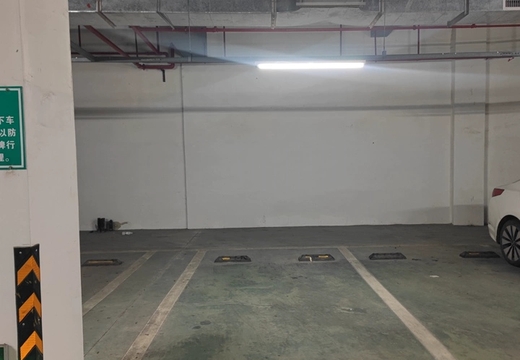 坐落在仙游县鲤城街道学府东路1588号地下室地下1层车位（详见清单1）