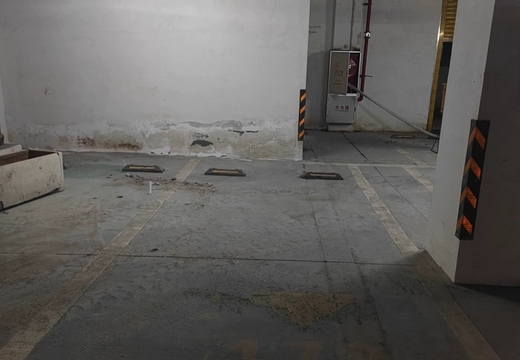 坐落在仙游县鲤城街道学府东路1588号地下室地下1层车位（详见清单1）