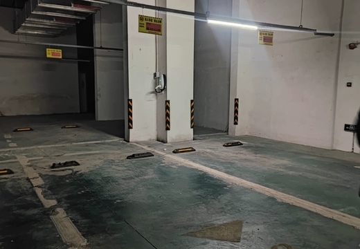 坐落在仙游县鲤城街道学府东路1588号地下室地下1层车位（详见清单1）坐落在仙游县鲤城街道学府东路1588号地下室地下1层车位（详见清单1）